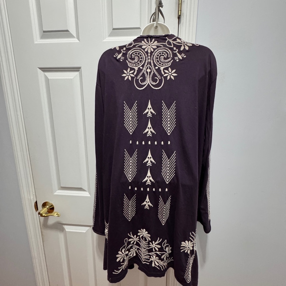 Johnny Was long line open front Embroidery sweater jacket size xl - Picture 4 of 9